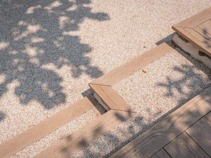 Maçonnerie paysagère extérieur gravier Mornant