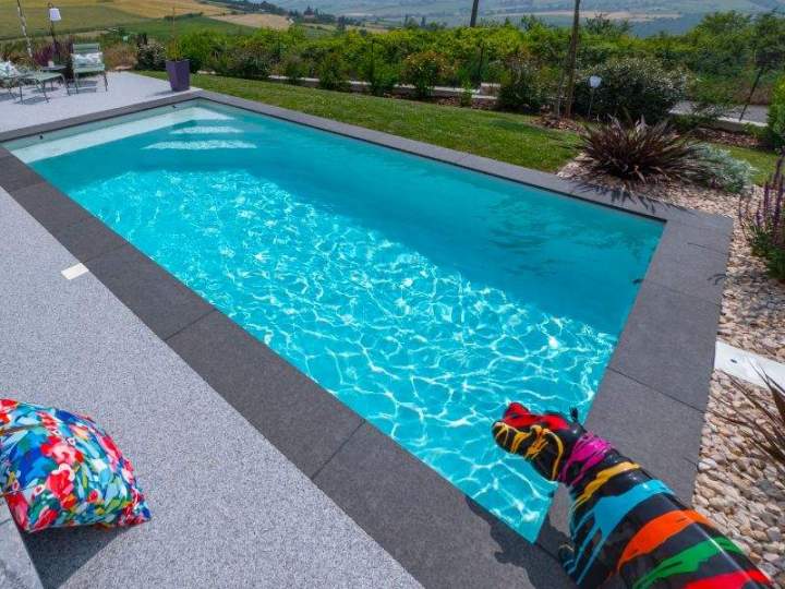 Construction piscine dimensions sur mesure Mornant 