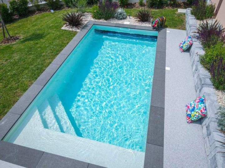 Création piscine pour propriété résidentielle Mornant