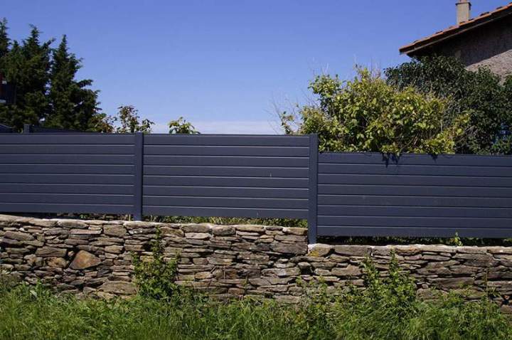 Clôture solide Mornant