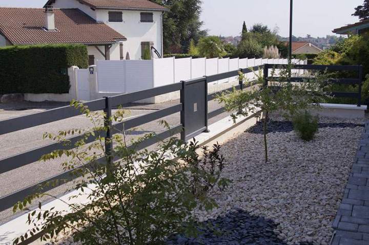 Clôture cour Mornant