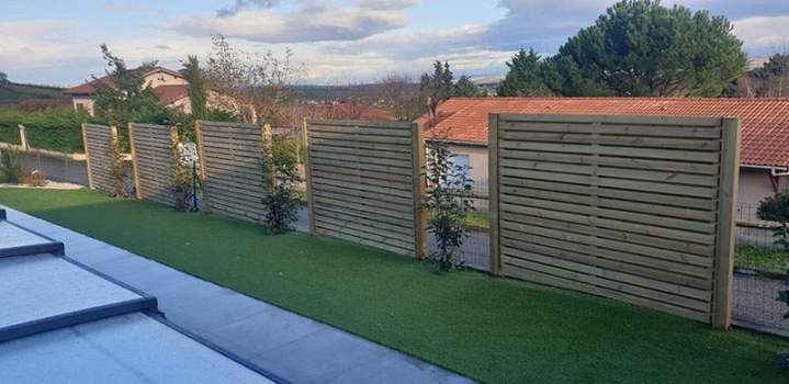 Brise-vue pour résidence Mornant