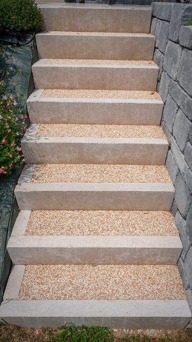 Escalier pour jardin extérieur Mornant