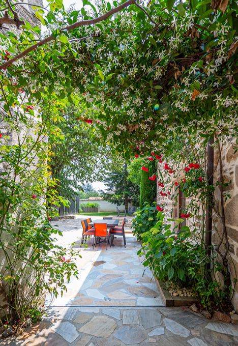 Maçonnerie paysagère pierres Mornant