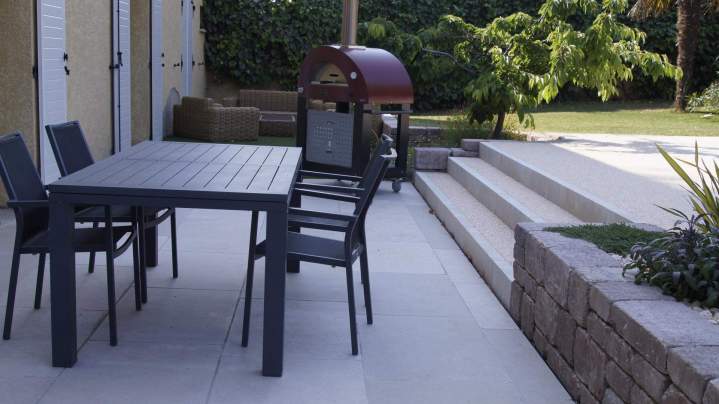 Conception et aménagement terrasse Mornant