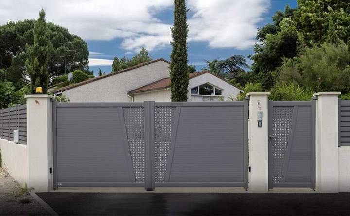 Portail solide et durable Mornant