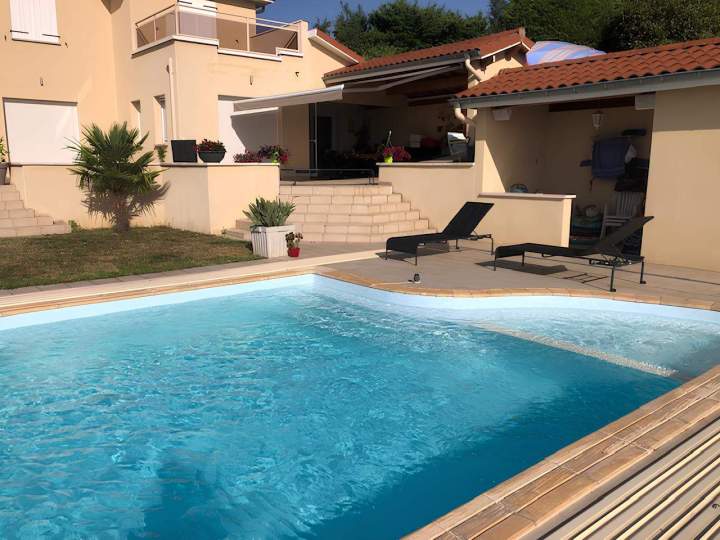 Avant rénovation piscine Mornant