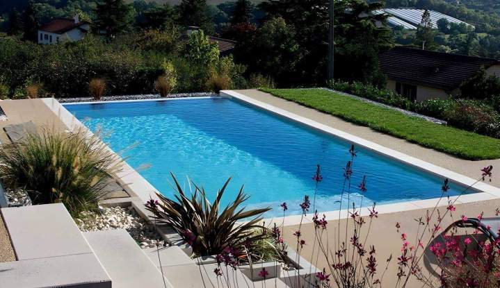 Piscine sur mesure Mornant