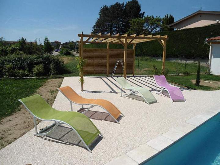 Installation abri extérieur en bois Mornant