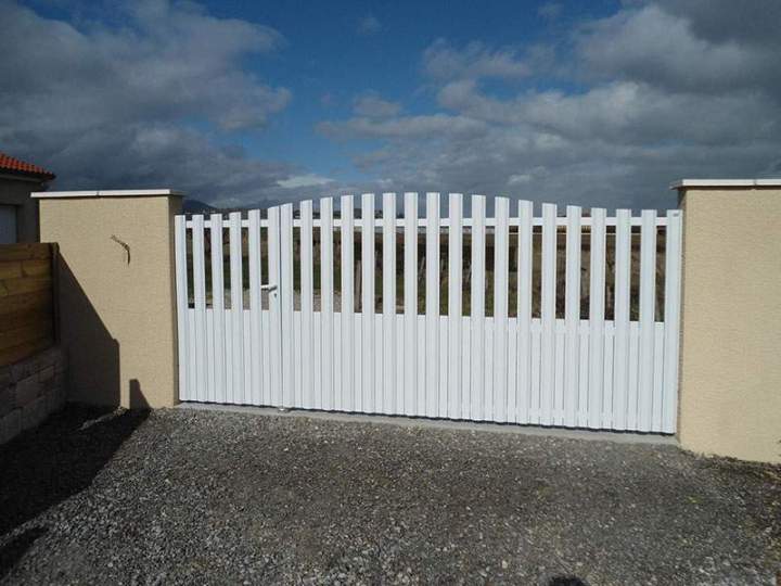 Portail en bois Mornant