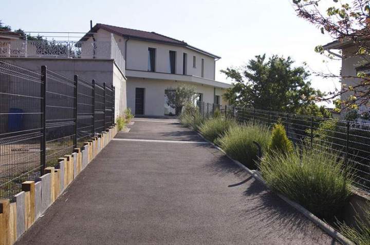 Aménagement cours extérieurs Mornant